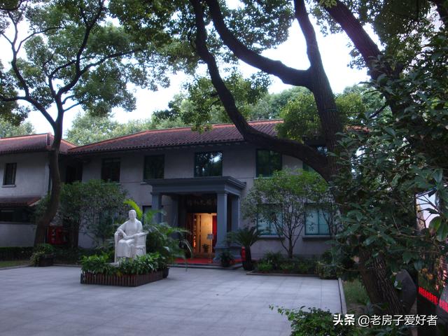 淮海西路历史建筑（淮海中路上的优秀历史保护建筑和名人故居）(74)