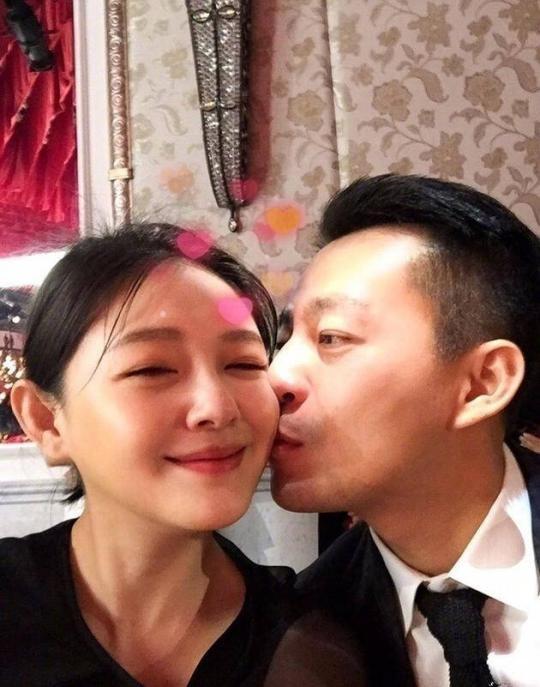 大s宣布离婚后首现身她的状态如何（离婚不到4个月的大S再度闪婚）(59)