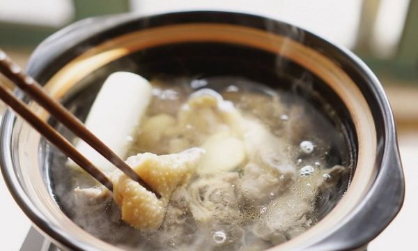 鸡焯水用冷水还是热水,焯鸡肉冷水下锅还是热水下锅好图4