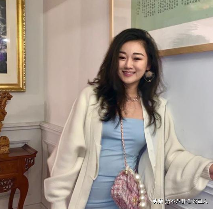 富二代袁九儿：曾是南京首富之女，还与陈凯歌儿子传绯闻