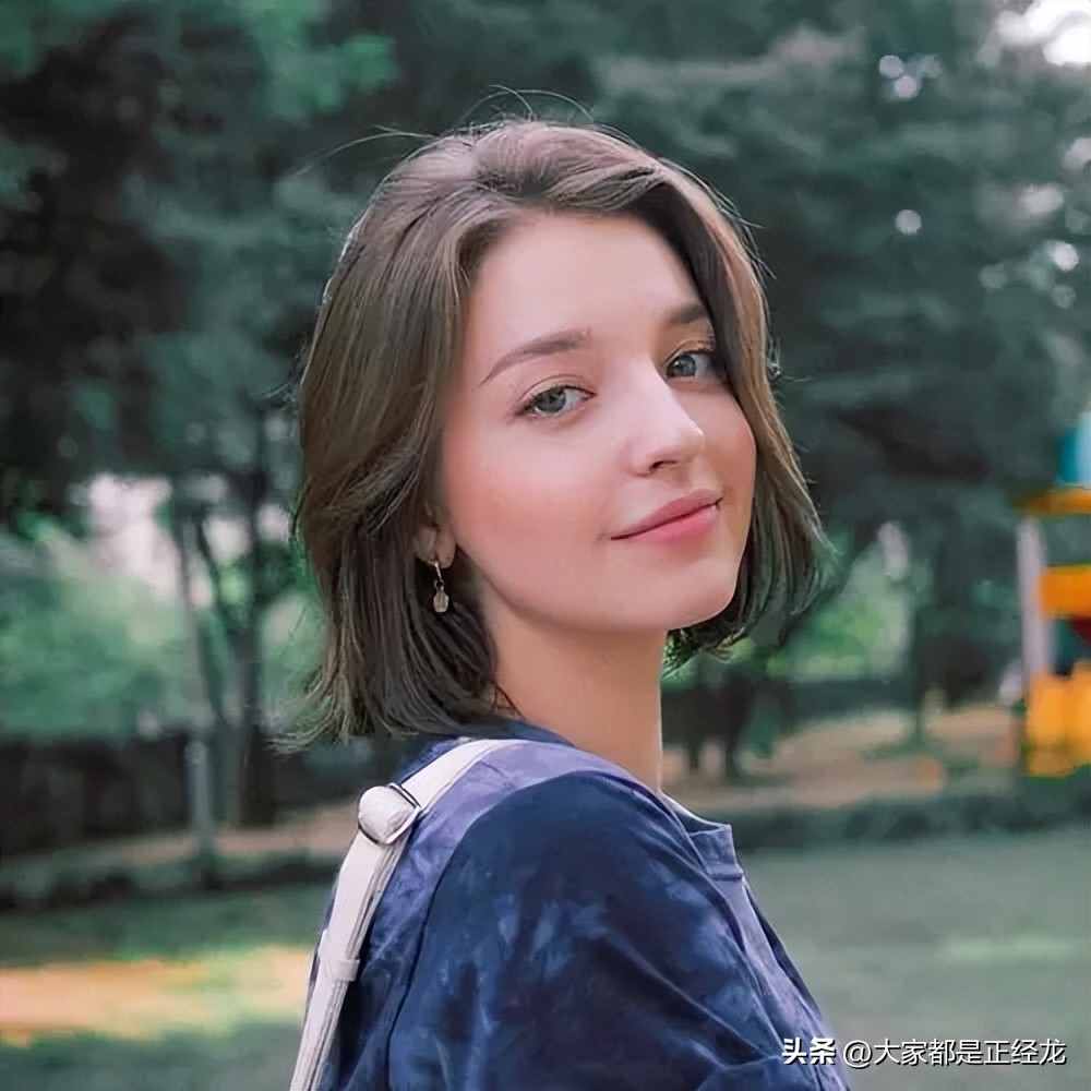 【ins推荐】爆红全网的天使级战斗民族自然美女Angelina Danilova