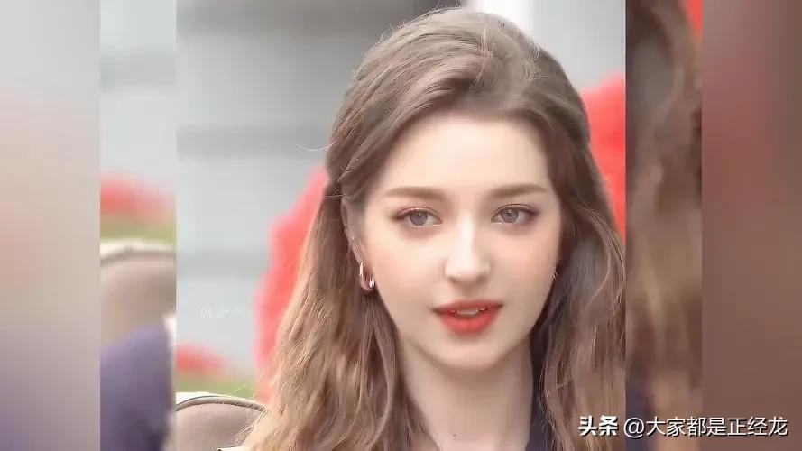 【ins推荐】爆红全网的天使级战斗民族自然美女Angelina Danilova