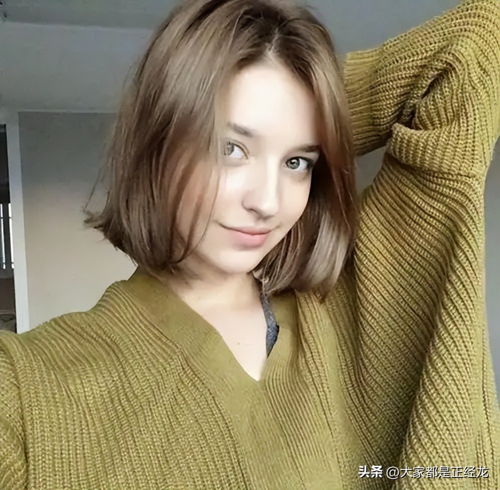 【ins推荐】爆红全网的天使级战斗民族自然美女Angelina Danilova