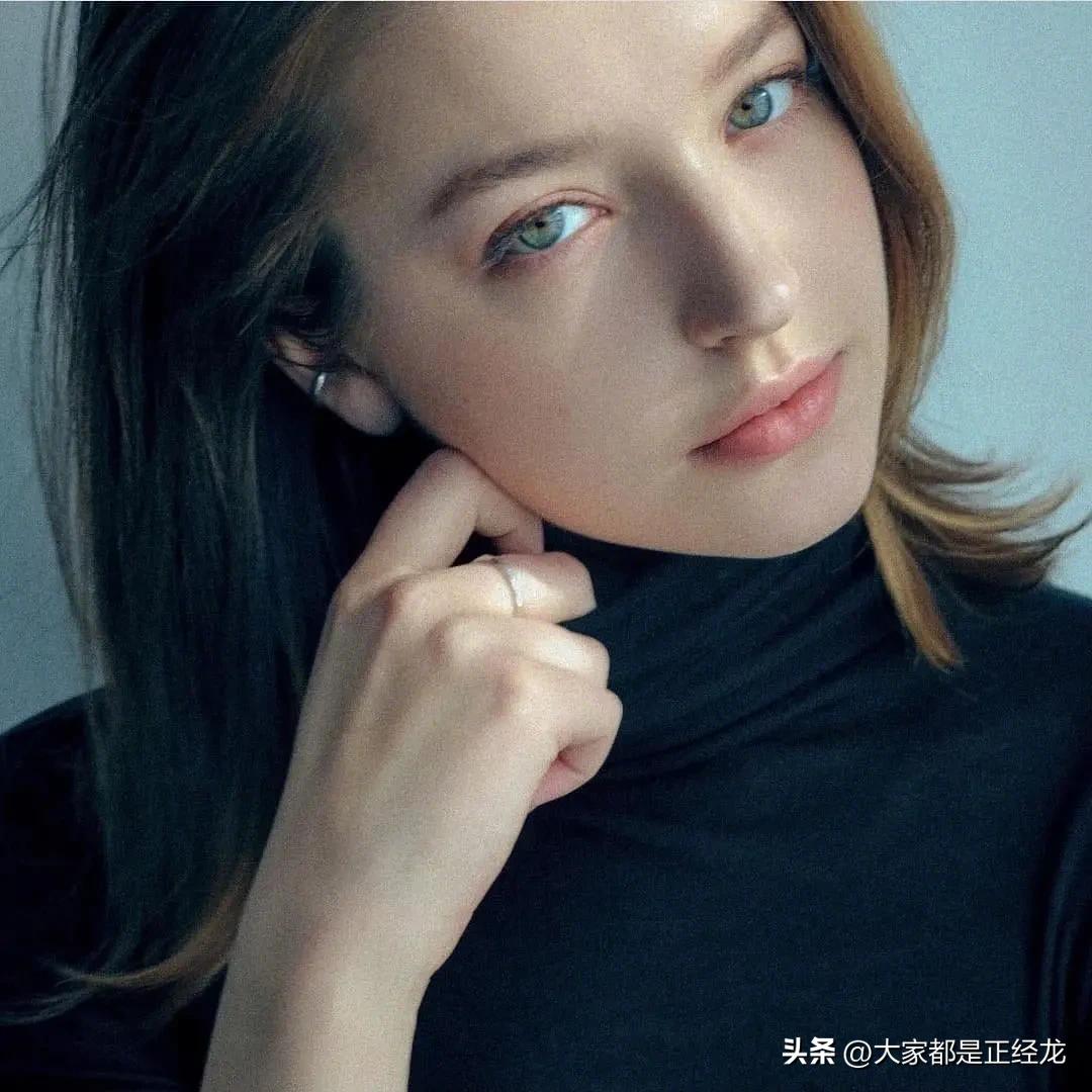 【ins推荐】爆红全网的天使级战斗民族自然美女Angelina Danilova