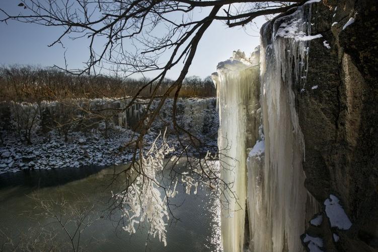 4.吊水楼风景名胜区