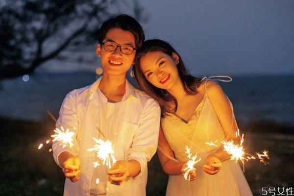 婚外情冷战多久男人会想你 婚外情冷战男人想你的表现