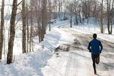 ​下雪天可以跑步吗 要注意安全