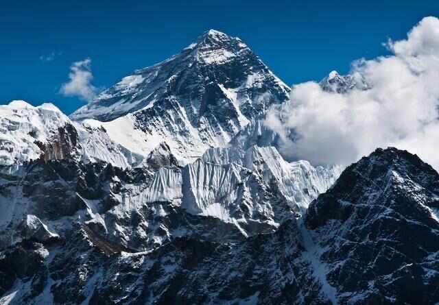 旅游中国十大名山排行：武夷山上榜，泰山居榜首  3