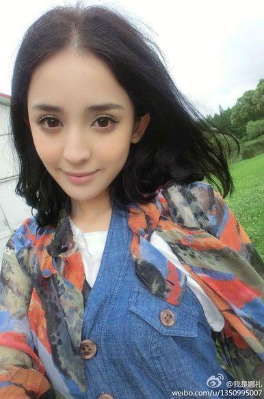 林允儿周冬雨杨紫李沁 颜值爆表90后女明星一览